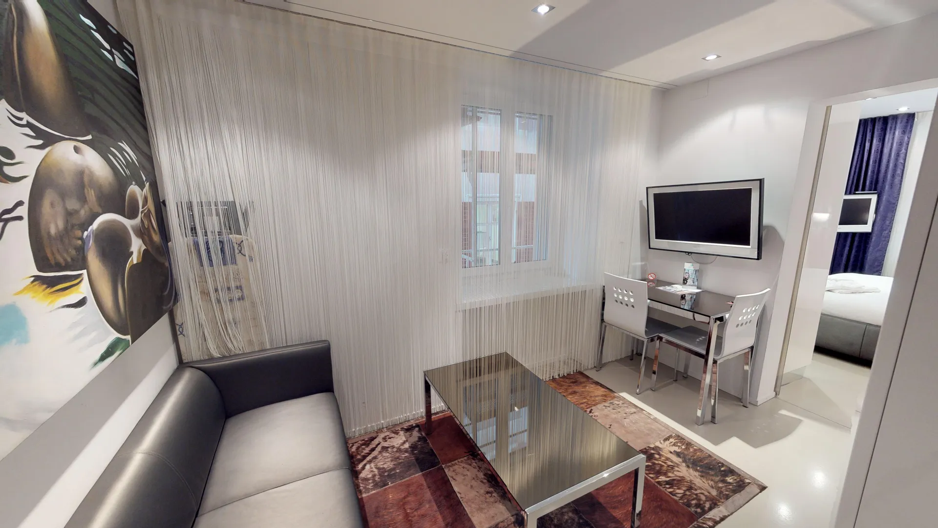 1 Bedroom Apartment Mini
