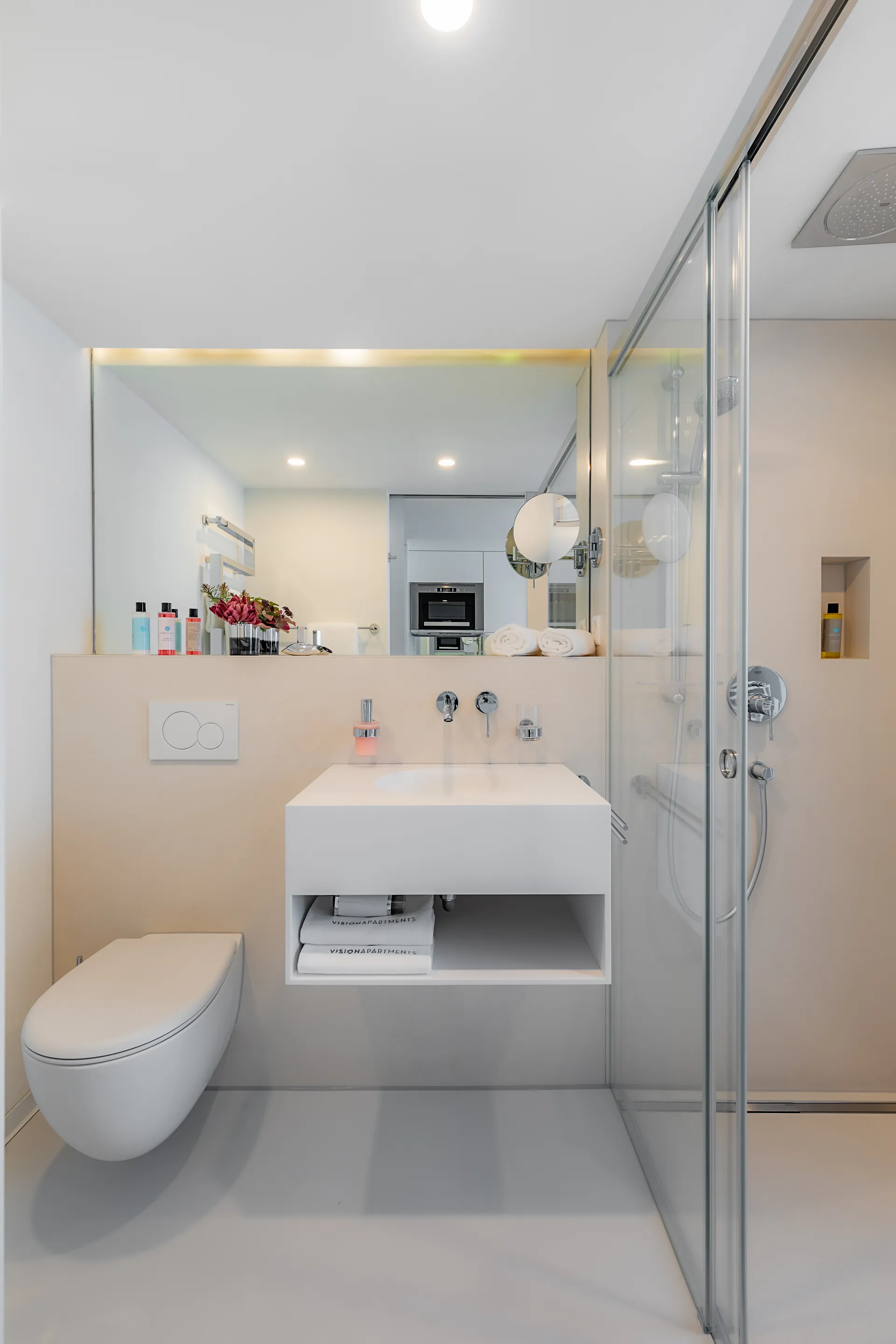 Studio Apartment Mini Balcony 